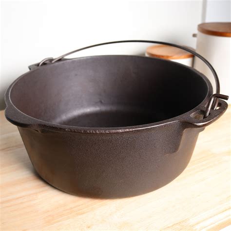 The bottom is not marked with a logo, but I acquired this with a <b>Griswold</b> cast iron pan, and it has similar marking to other <b>Griswold</b> and <b>Wagner</b> <b>Ware</b> products. . Wagner ware griswold dutch oven